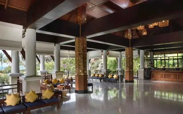 Rawi Warin Resort and Spa