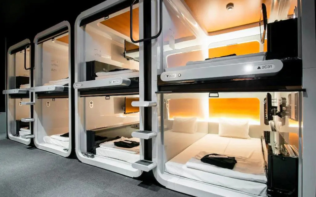 Premium Economy Class male Cabin 사진 2