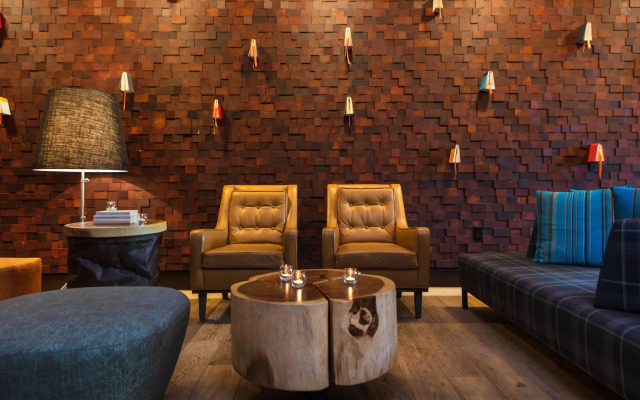 Renaissance Seattle Hotel