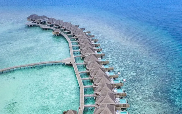 Dusit Thani Maldives Resort