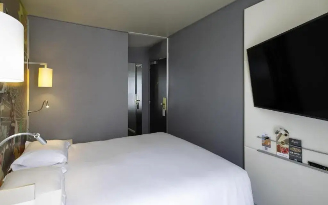Отель Mercure Nice Centre Grimaldi