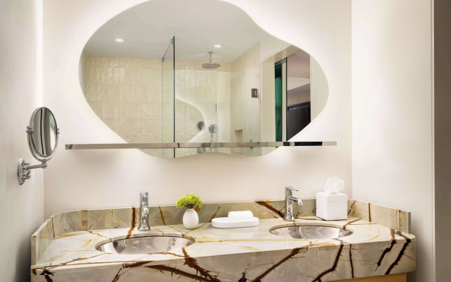 Andaz Miami Beach – by Hyatt Hotel
