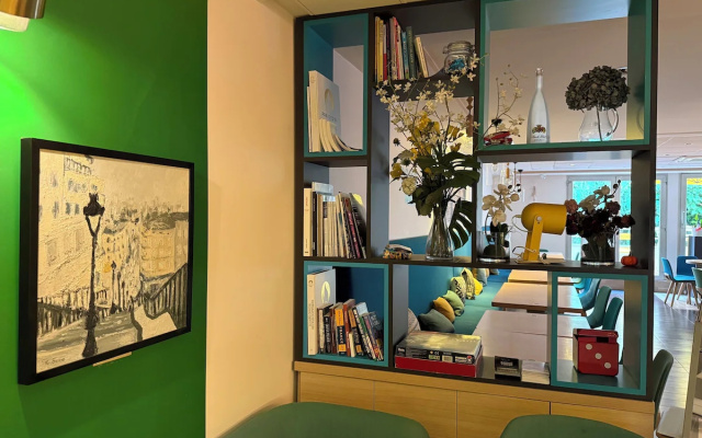 Holiday Inn Paris - Montmartre by IHG