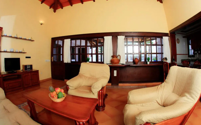Vip Villas - Caleta Dorada
