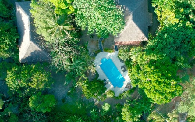 Koh Jum Beach Villas