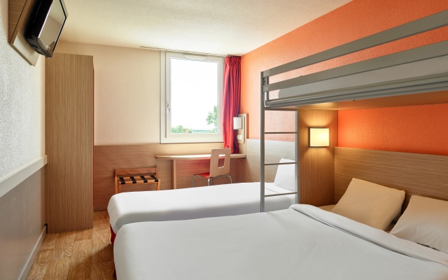 B&B HOTEL Saint-Witz Roissy