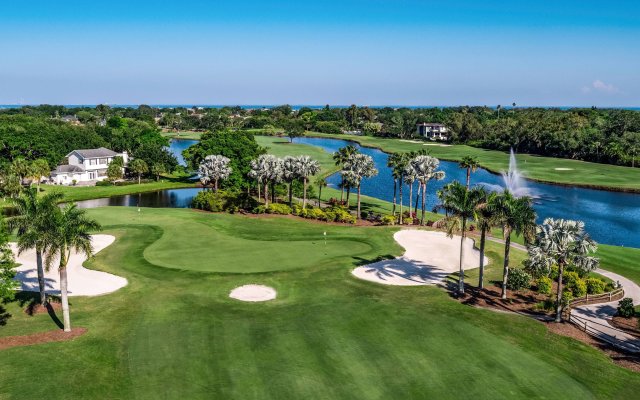 The Vinoy Resort & Golf Club, Autograph Collection