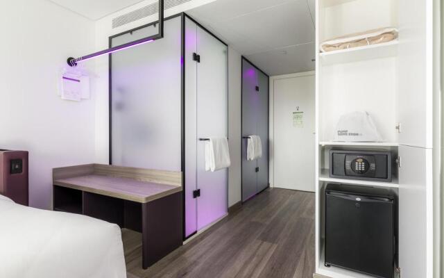 YOTEL Porto