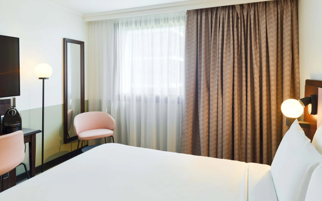 B&B HOTEL Saint-Quentin-en-Yvelines Centre Gare