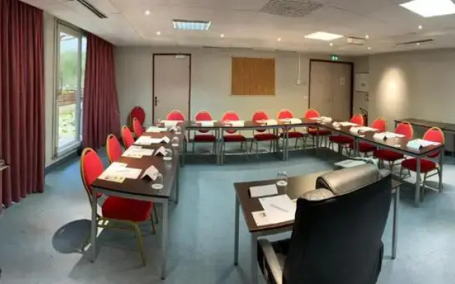 Holiday Inn Paris - Montmartre by IHG