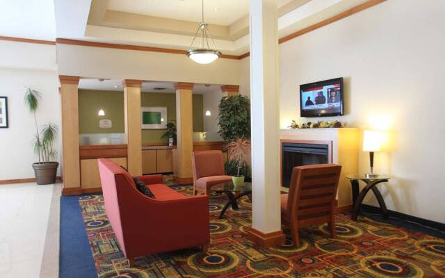 Fairfield Inn & Suites by Marriott Belleville