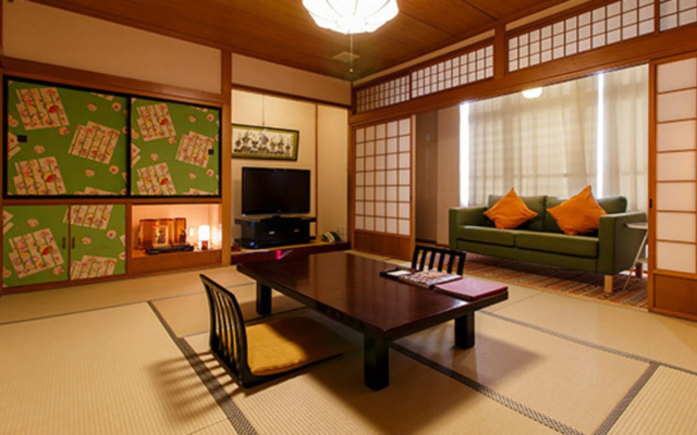 Japanese-Western-Style Family Azalea Tsutsuji no Ma Twin room (트윈 침대 2개) 사진 2