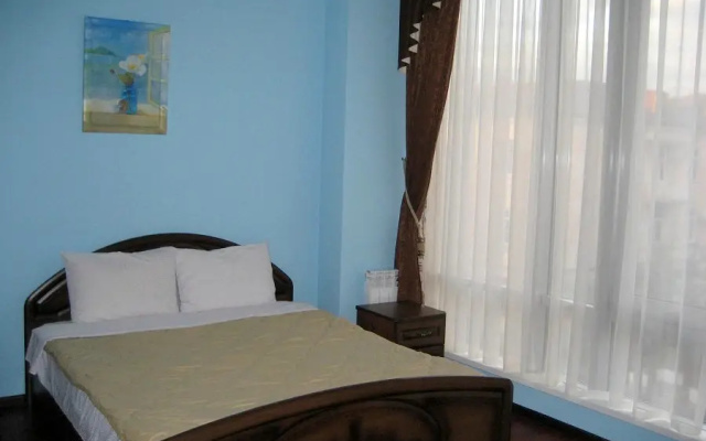 Alexandria Hotel
