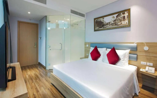 Adora Mira Hotel