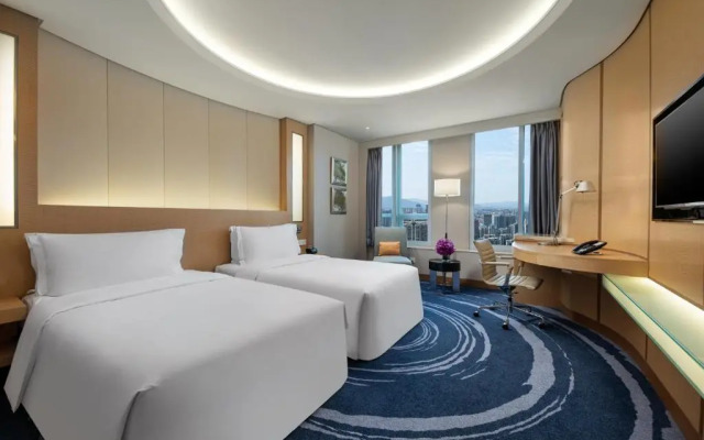 Crowne Plaza Shenzhen Futian by IHG Hotel