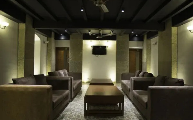 Bharat Hotel