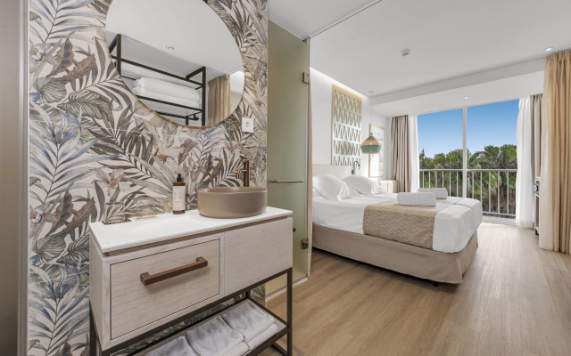 Valentin Grand Park Suite Hotel