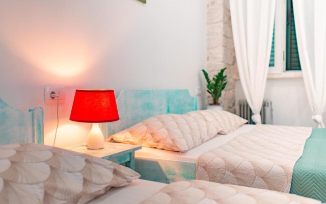 Apartments and Rooms Djanovic