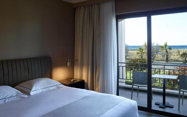 Pelagos Suites Hotel & Spa