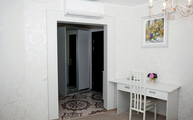 Serebryaniy Taler Hotel