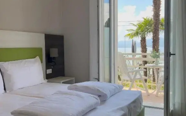 Hotel Benacus Torri del Benaco
