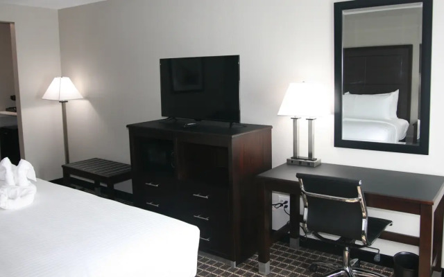 Alexis Hotel & Banquets Dallas Park Central Galleria