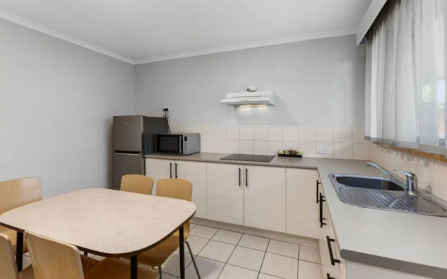 Apollo Bay Motel & Apartments