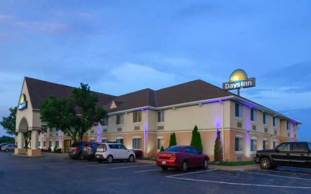 Days Inn by Wyndham Milan Sandusky South