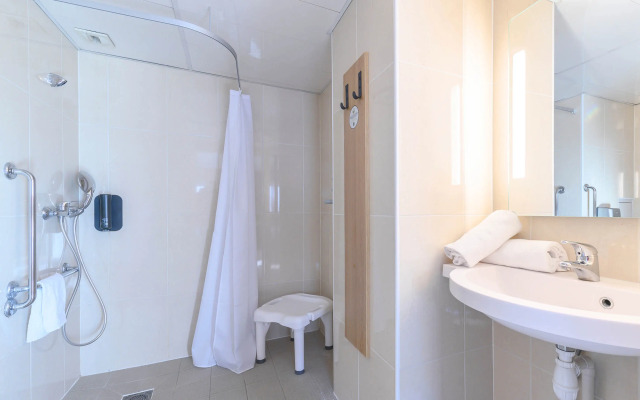B&B Hotel Nimes Centre Arène