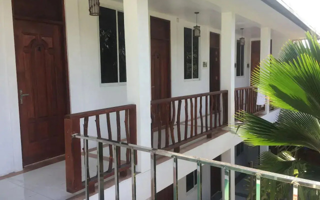 Santa Rosa Maldives Hotel