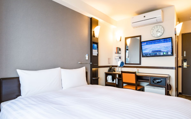 Toyoko Inn Shin Osaka Higashi Mikuni Station