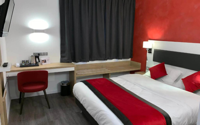 Отель B&B Hotel Brumath Bernolsheim