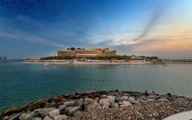 Rixos The Palm Hotel & Suites