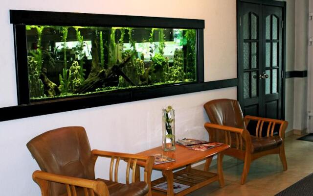 Ayir Hotel