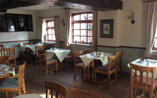 The Old Fourpenny Shop Hotel
