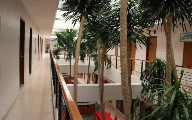 The Cherry Homes Hotel and Residence
