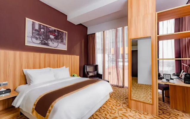 Bay Hotel Ho Chi Minh