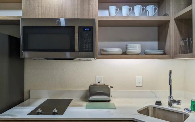 Homewood Suites by Hilton Oklahoma City Airport