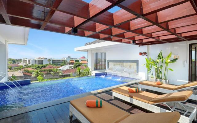 HARRIS Hotel Seminyak Bali