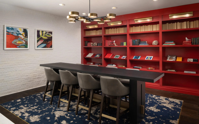 Hilton Garden Inn Charleston Waterfront/Downtown