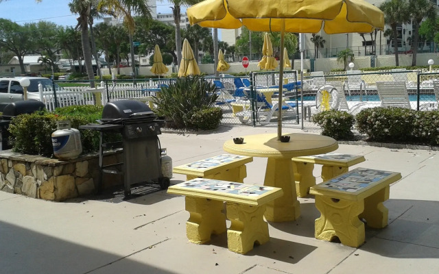 Sundial Motel