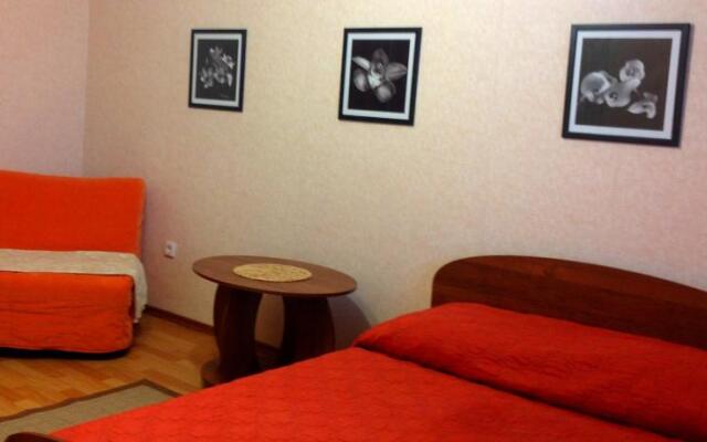 Апартаменты «7 Квадратов на Черкасской 58»