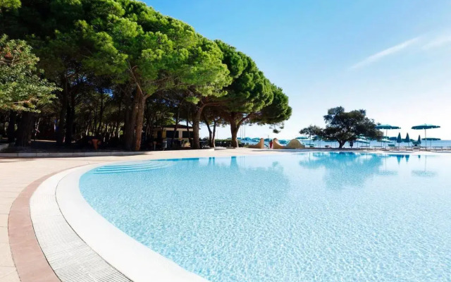 Club Hotel Marina Seada Beach