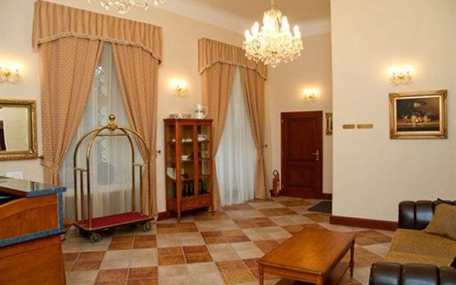 Chateau Zbiroh Hotel
