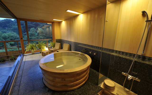 Panoramic Wooden Bath Yuri Kadan Suite 사진 1