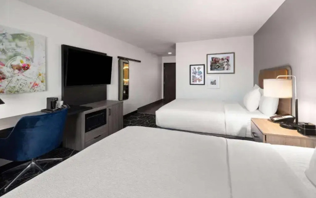 La Quinta Inn & Suites by Wyndham Meridian