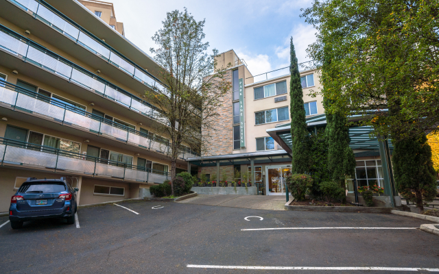 Park Lane Suites and Inn
