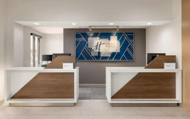 Holiday Inn Express & Suites Opelousas by IHG