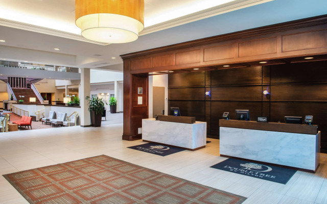 DoubleTree Suites by Hilton Hotel Philadelphia West