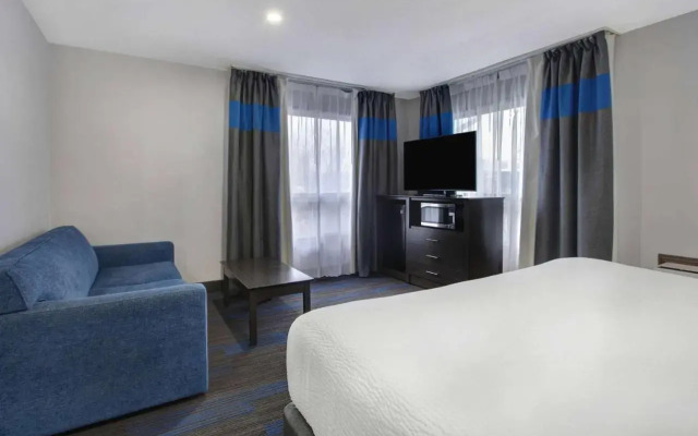 Days Inn by Wyndham Barrie